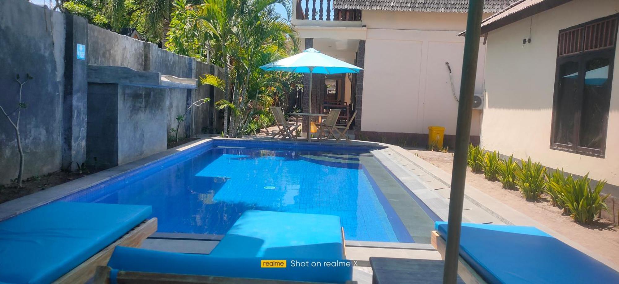 Kusuka Bungalow Gili Trawangan Esterno foto