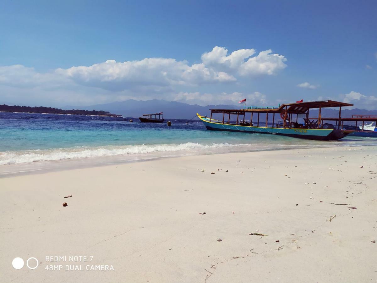 Appartamento Kusuka Bungalow Gili Trawangan Esterno foto