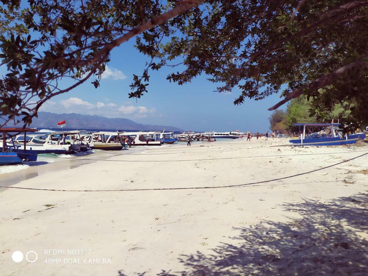 Kusuka Bungalow Gili Trawangan Esterno foto