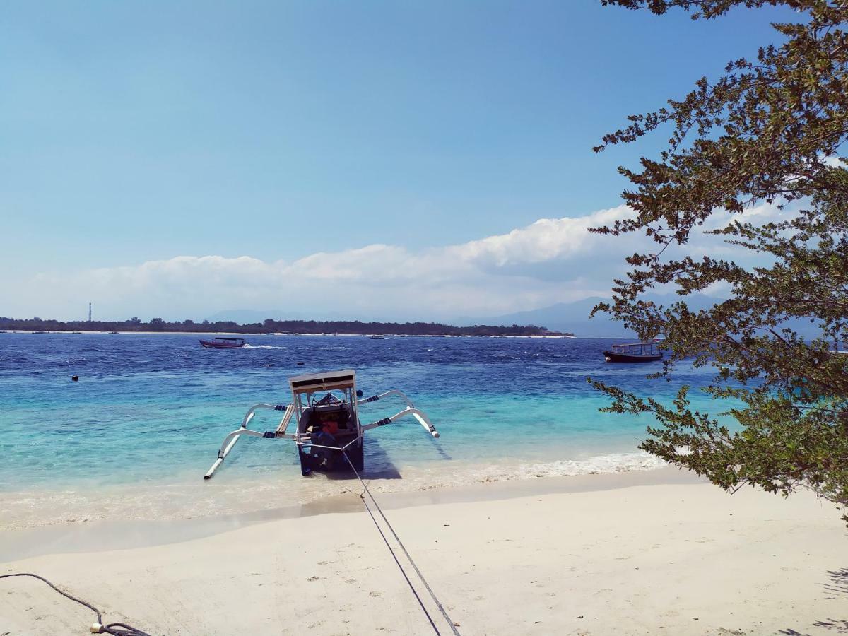 Kusuka Bungalow Gili Trawangan Esterno foto