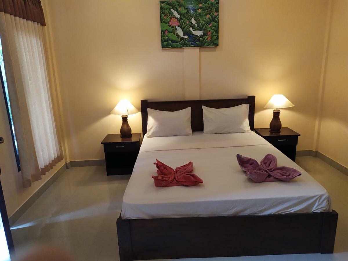 Kusuka Bungalow Gili Trawangan Esterno foto