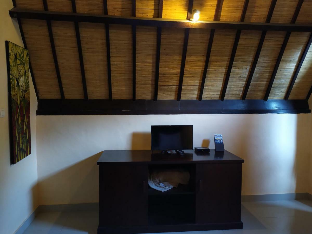 Kusuka Bungalow Gili Trawangan Esterno foto
