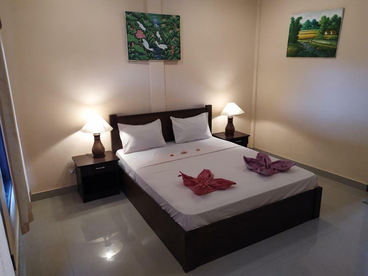 Kusuka Bungalow Gili Trawangan Esterno foto