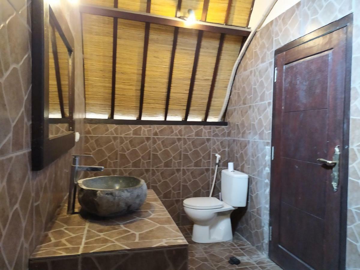 Kusuka Bungalow Gili Trawangan Esterno foto